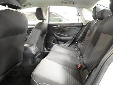 2025 Volkswagen Jetta Trendline Heated Seats Blind Spot Monitor - Photo 22