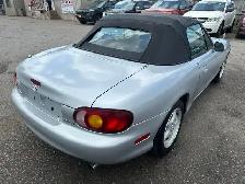 1999 Mazda Miata MX-5 Base - Photo 5