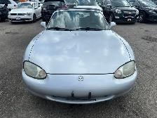 1999 Mazda Miata MX-5 Base - Photo 8