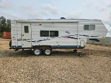 2003 Tahoe Wildlite 22 Ft T/A Fifth Wheel 22RK - Photo 6
