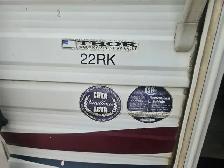 2003 Tahoe Wildlite 22 Ft T/A Fifth Wheel 22RK - Photo 9