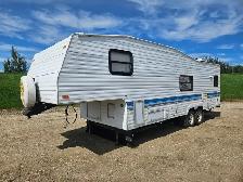 1995 Prowler 28 Ft T/A Fifth Wheel 285D