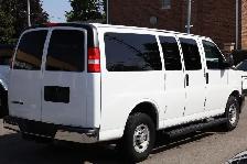 2023 Chevrolet Express LT 12 Passenger - Photo 3