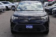 2025 Volkswagen Taos Comfortline Black Edition - Photo 2