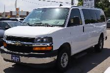 2023 Chevrolet Express RWD 3500 135' LT - Photo 5