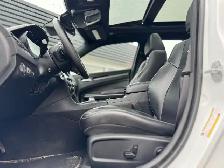 2022 CHRYSLER 300 - Photo 9