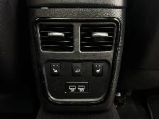 2022 CHRYSLER 300 - Photo 23