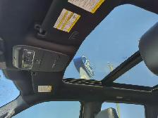 2022 Ford F-150 Lariat 4WD SuperCrew 5.5' Box - Photo 12