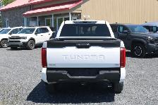 2025 Toyota Tundra SR5 4x4 (V6 3.4L Turbo) - Photo 5