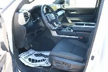 2025 Toyota Tundra SR5 4x4 (V6 3.4L Turbo) - Photo 6