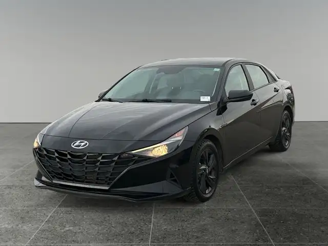 2021 Hyundai Elantra Preferred / FWD