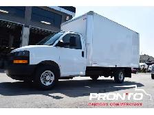 2025 Chevrolet Express Commercial Cutaway 3500  Cube 14 pieds - Photo 2