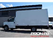 2025 Chevrolet Express Commercial Cutaway 3500  Cube 14 pieds - Photo 3