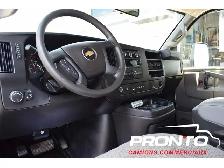2025 Chevrolet Express Commercial Cutaway 3500  Cube 14 pieds - Photo 13