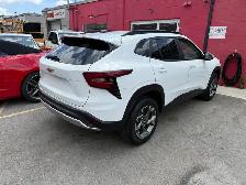 2024 Chevrolet Trax LT - Photo 3
