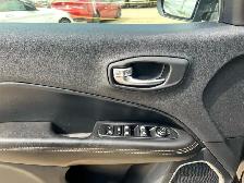 2019 Jeep Compass Sport 4WD | No Accident | Command Start - Photo 16