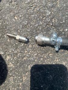 45 litre outboard motor gas tank/ hose and male n female - Photo 4
