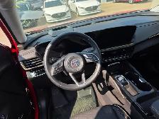 2025 Buick Envision - Photo 3