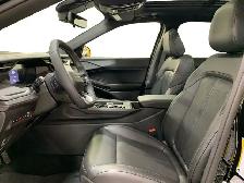 2026 Jeep Cherokee Overland - Photo 10