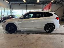 2021 BMW X1 M-SportxDrive28i - Photo 8