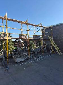 BRICKLAYERS & LABORERS WANTED - Photo 2