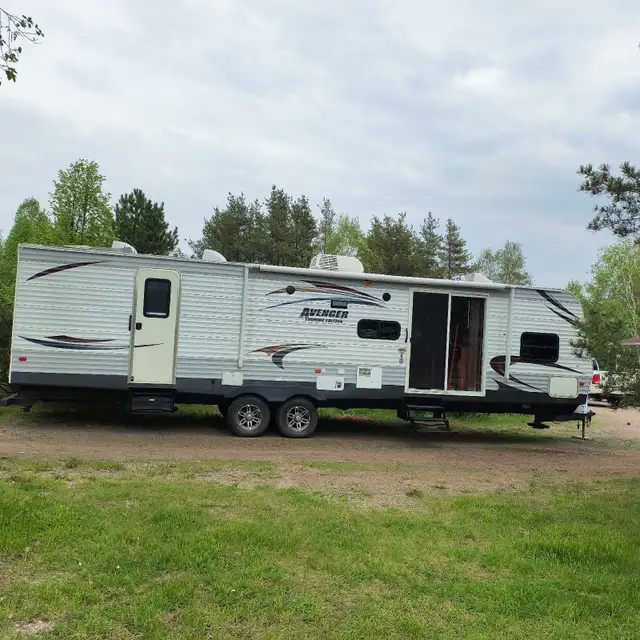 2013 Avenger travel trailer