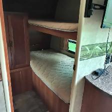 2013 Avenger travel trailer - Photo 3