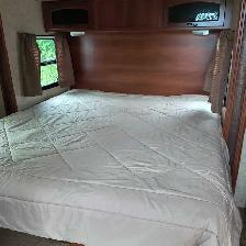 2013 Avenger travel trailer - Photo 7