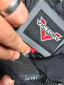 Woman Motorcycling Clothing - Photo 6