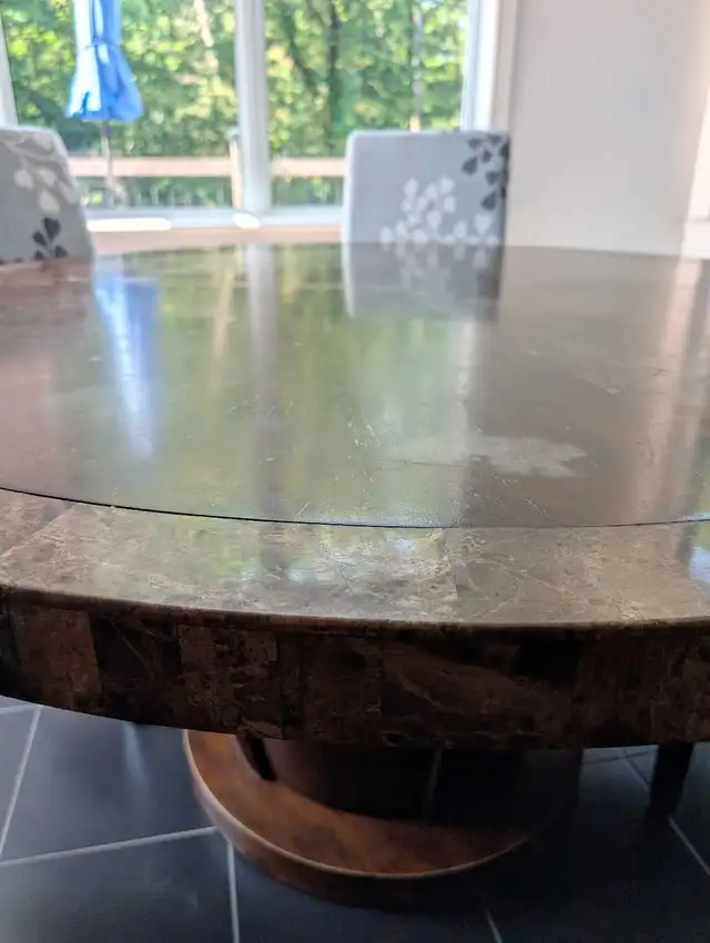 Used Kitchen Table - to go ASAP