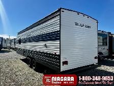 2024 FOREST RIVER CHEROKEE WOLF DEN 26EV Travel Trailer - Photo 3