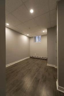 Downtown St Catherines, renovated 2-bedroom - Photo 6