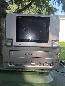 Audiovox VBP2000 portable VHS cassette player