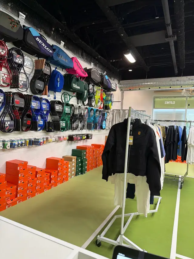 Tennis Retail store