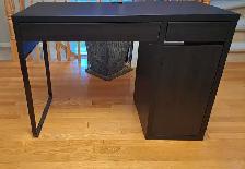 Ikea black desk - Photo 4