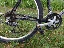VÉLO FAIT AU CANADA PAR LEADER, 26 POUCES. COMME NEUF. - Photo 3