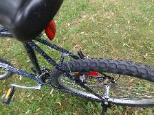 VÉLO FAIT AU CANADA PAR LEADER, 26 POUCES. COMME NEUF. - Photo 6