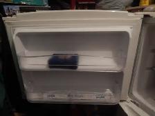 Apartment Size Refrigerator/Freezer - Photo 4