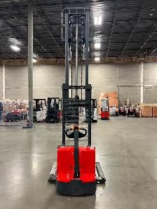 Electric Straddle Pallet Stacker - Free Delivery Toronto - Photo 3