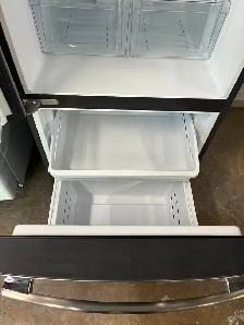 Refrigerator GE 21 Cu.ft -90-day warranty- Credit Cards accepted - Photo 3