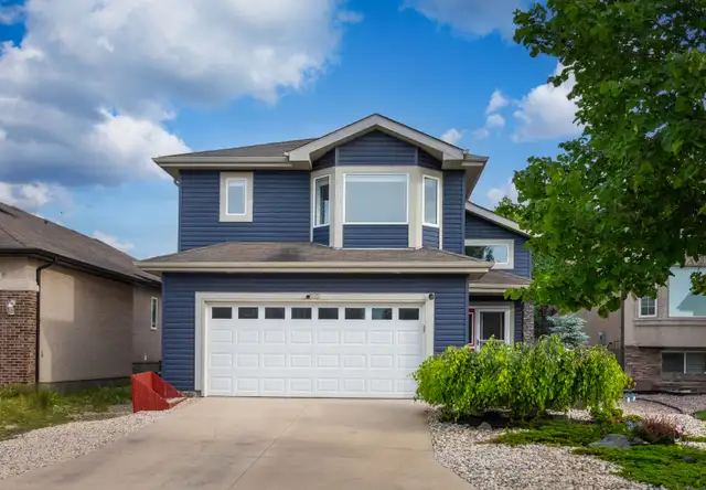 OPEN HOUSE! Beautiful 5bdrm 3bth family home in Kildonan Meadows