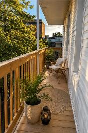 Bright Furnished Room,Private Balcony |Metro Frontenac From $850 - Photo 2