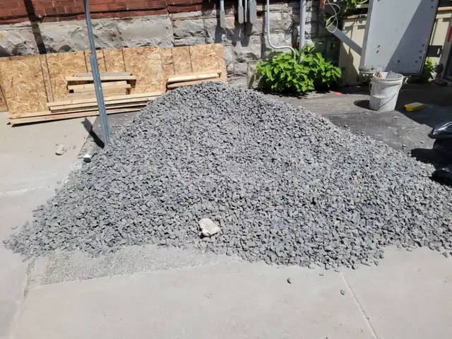 FREE! FREE! One yard of three quarter clear crushed stone!