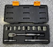 Gearwrench 12 PC Ratchet and Socket Kit