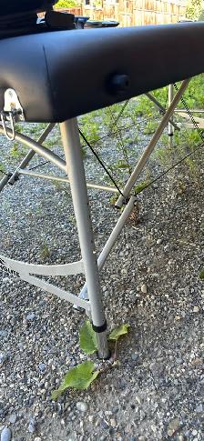 Stronglite Massage Table - Photo 2
