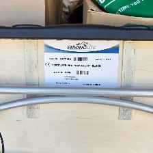 Stronglite Massage Table - Photo 3