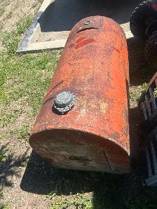 fuel tank - Photo 2