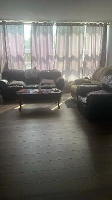 Furnished Room for Rent Female Scarborough - Photo 3