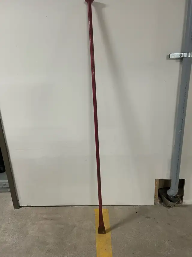 Fence post tamping bar