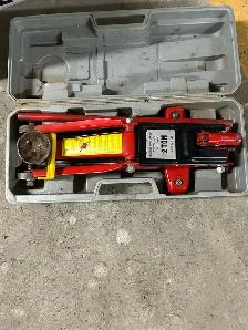 Vehicle jack 2 ton